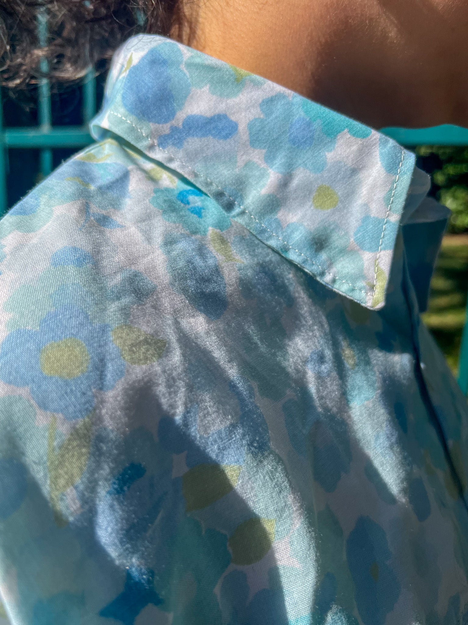 Chemisette printanière bleue