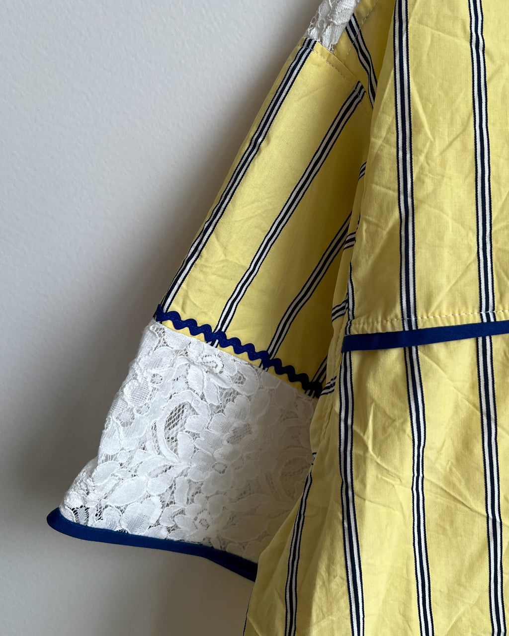 Chemisette CROP jaune et dentelle