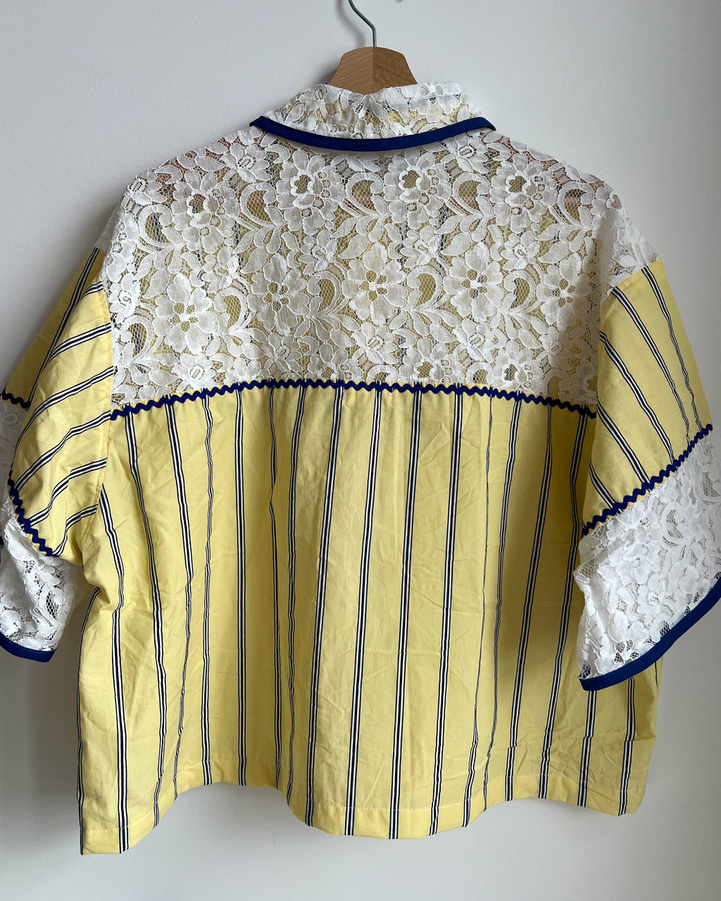 Chemisette CROP jaune et dentelle