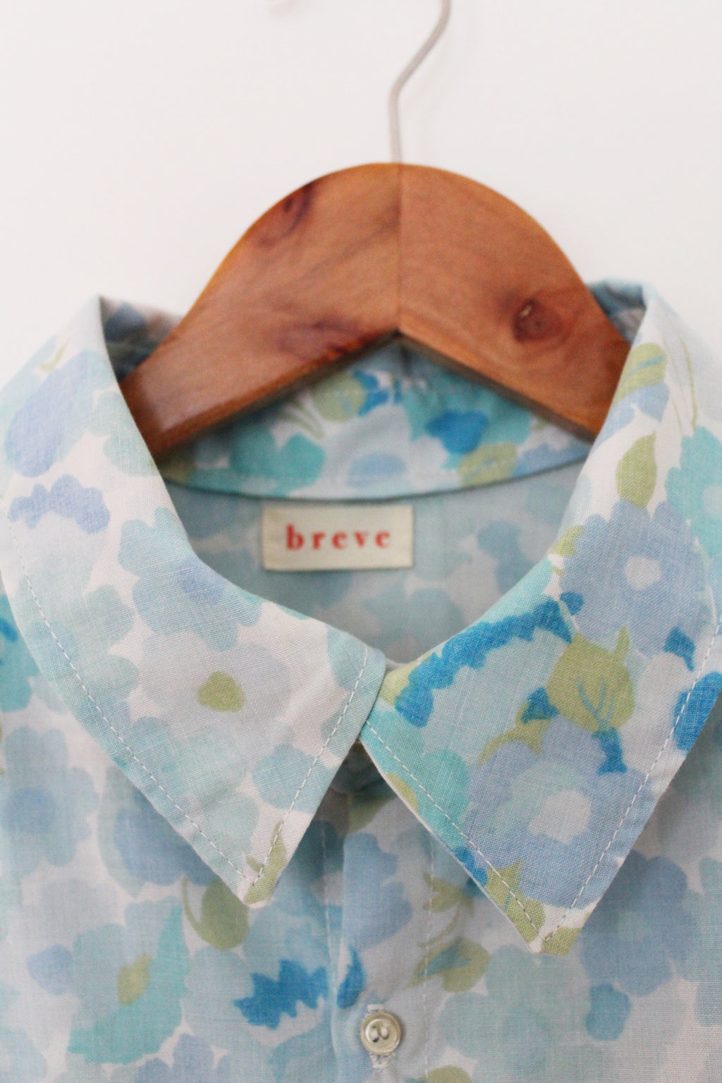 Chemisette printanière bleue